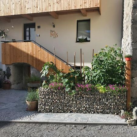 Bed and Breakfast Haus Fels Schluderns Zewnętrze zdjęcie